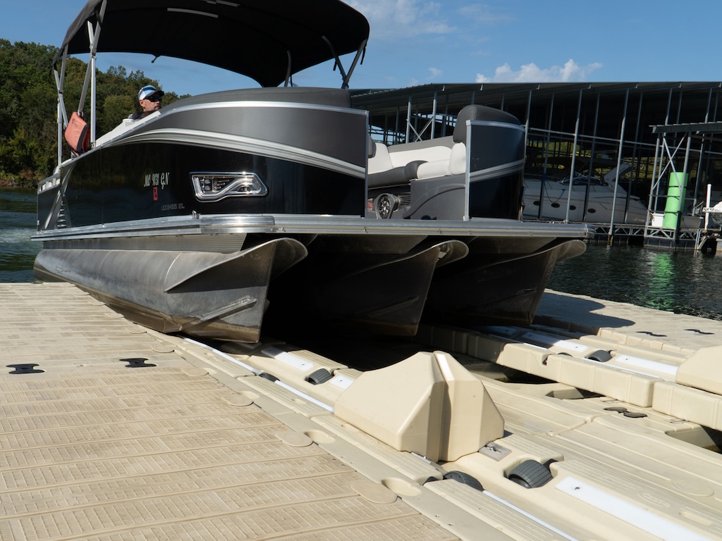 Optimus FloatPort Tritoon
